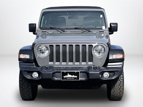 Used 2022 Jeep Wrangler Unlimited Sport image 2
