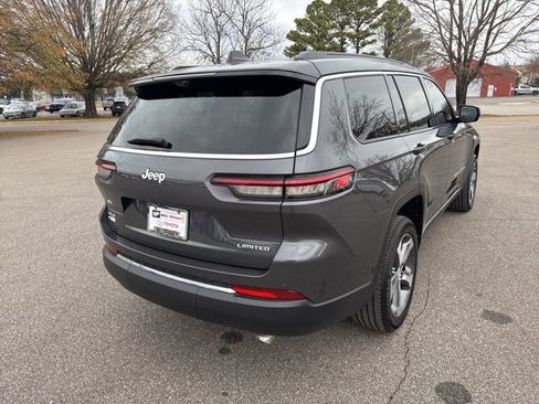 Used 2025 Jeep Grand Cherokee L Limited w/ Luxury Tech Group II image 5