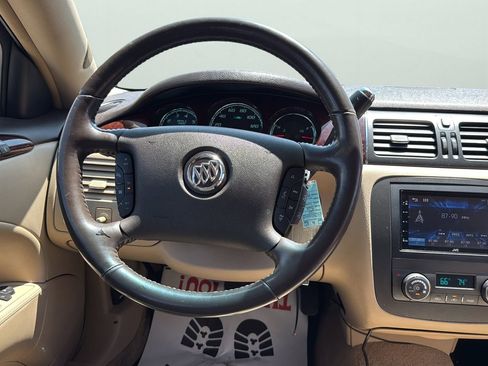 Used 2011 Buick Lucerne CXL w/ Driver Confidence Package FWD image 9