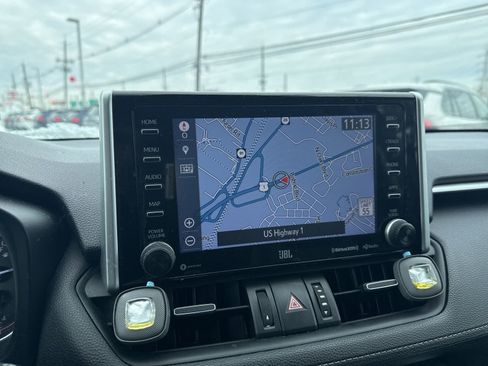 Used 2019 Toyota RAV4 Limited image 21