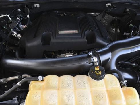 Used 2018 Ford F150 Raptor w/ Equipment Group 802A Luxury image 33