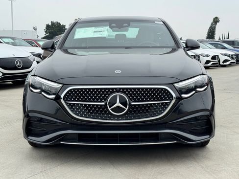 Used 2025 Mercedes-Benz E 350 Sedan image 5