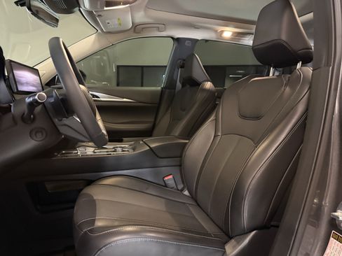Certified 2026 INFINITI QX60 Luxe w/ Cargo Package FWD image 11