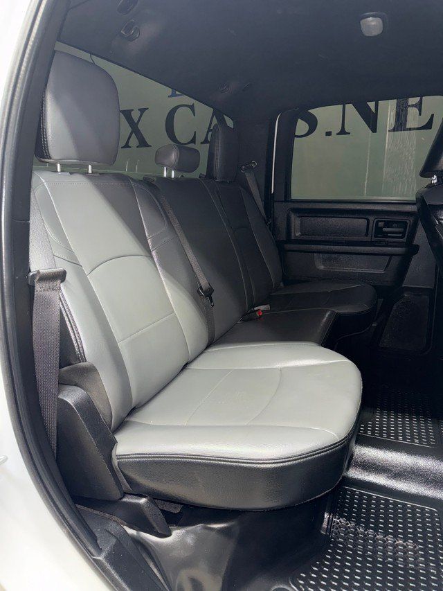 Used 2023 RAM 2500 Tradesman w/ Chrome Appearance Group AWD/4WD image 32