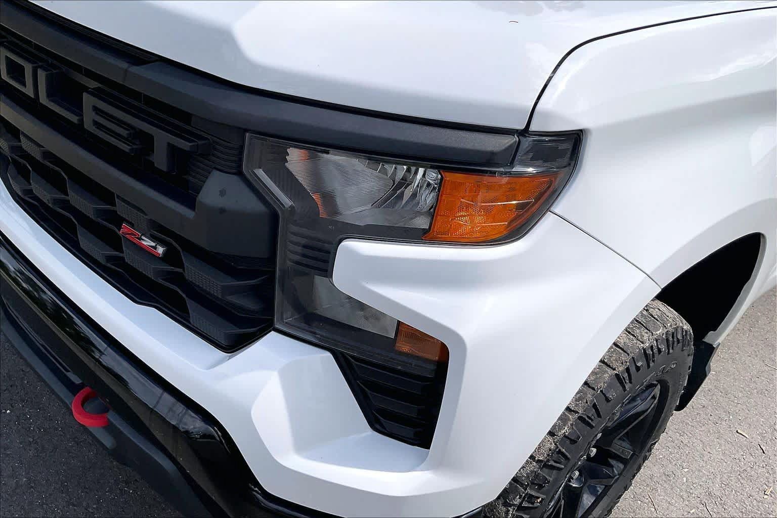 Used 2022 Chevrolet Silverado 1500 Custom Trail Boss AWD/4WD image 27