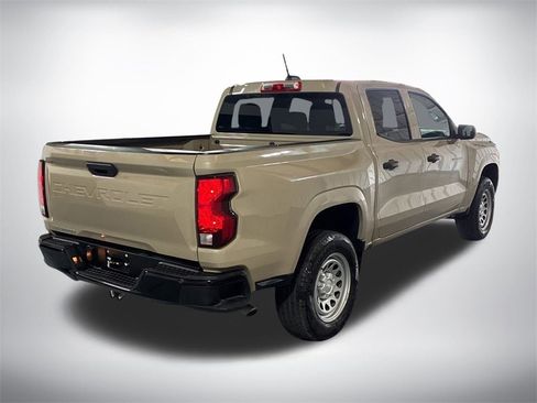 Used 2023 Chevrolet Colorado W/T image 5