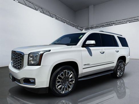 Used 2020 GMC Yukon Denali w/ Open Road Package AWD/4WD image 11