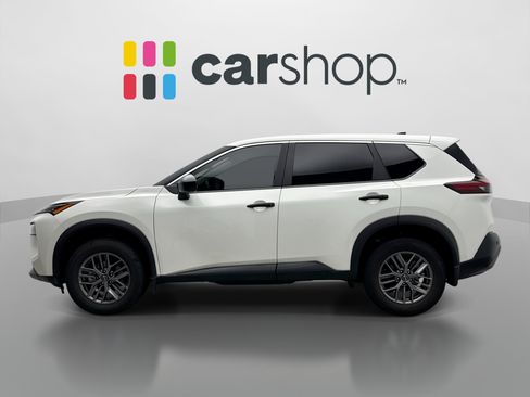 Used 2023 Nissan Rogue S AWD/4WD image 2