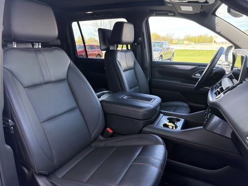 Used 2024 Chevrolet Suburban RST w/ Luxury Package AWD/4WD image 45