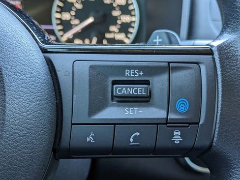 Used 2023 Nissan Rogue SV image 26