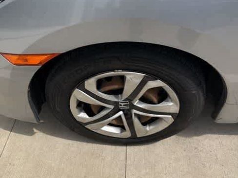 Used 2018 Honda Civic LX image 9