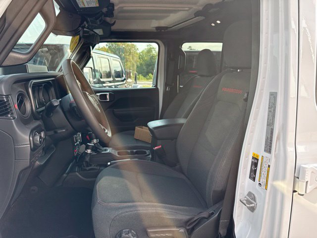 Used 2024 Jeep Wrangler Unlimited Rubicon AWD/4WD image 13