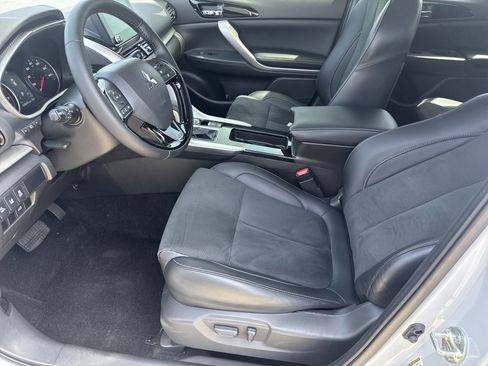 Used 2024 Mitsubishi Eclipse Cross SE image 5