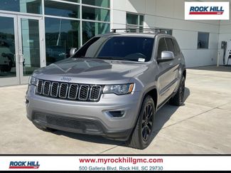 Used 2018 Jeep Grand Cherokee Laredo AWD/4WD video 1