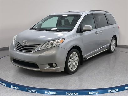 Used 2017 Toyota Sienna XLE