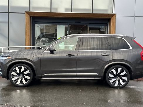 Certified 2023 Volvo XC90 T8 Ultimate image 6