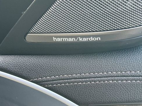 Used 2023 BMW M550i xDrive w/ Executive Package AWD/4WD image 19