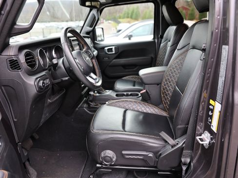 Used 2021 Jeep Wrangler Unlimited Sahara image 18