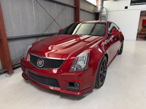 Used 2014 Cadillac CTS V image 2