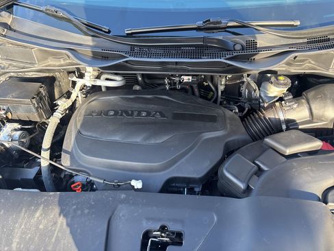 Used 2023 Honda Odyssey Elite image 17