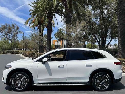 Used 2024 Mercedes-Benz EQS 450+ 4MATIC SUV image 19