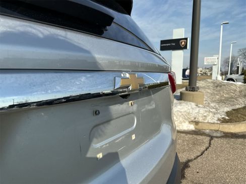 Used 2019 Chevrolet Traverse LS image 12