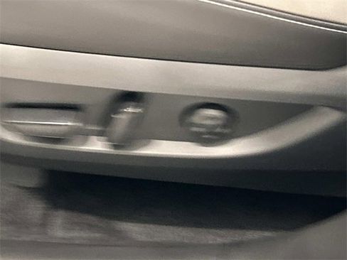 New 2025 INFINITI QX50 Luxe image 16