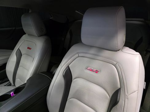 Used 2023 Chevrolet Camaro SS RWD image 21