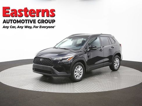Used 2025 Toyota Corolla Cross LE FWD image 54
