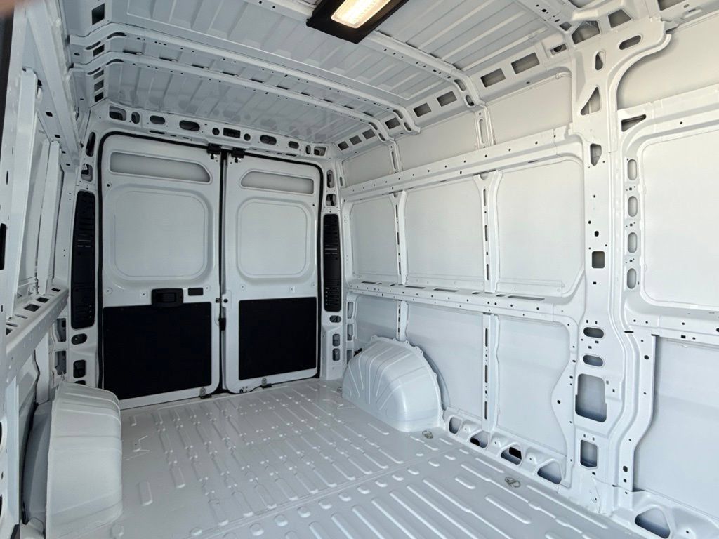 New 2026 RAM ProMaster 3500 w/ Safety Group FWD image 18