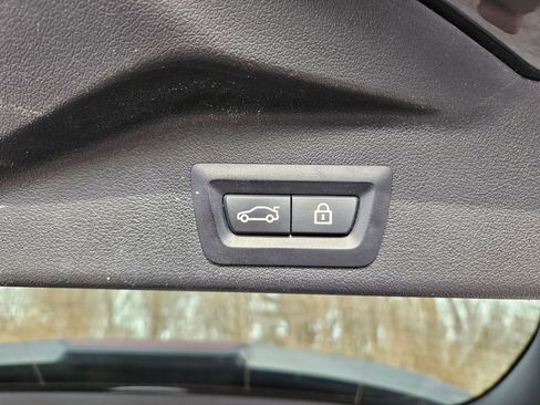 Used 2019 BMW X5 xDrive40i w/ Convenience Package image 25