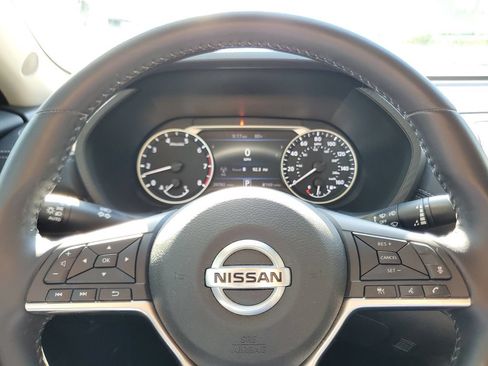 Certified 2020 Nissan Sentra SV FWD image 19