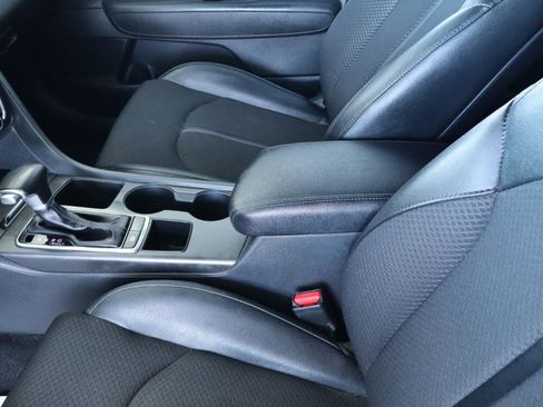 Used 2018 Kia Optima S w/ 18" Alloy Wheels Package image 19