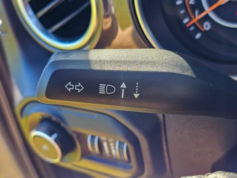 Used 2021 Jeep Wrangler Unlimited Sahara AWD/4WD image 16