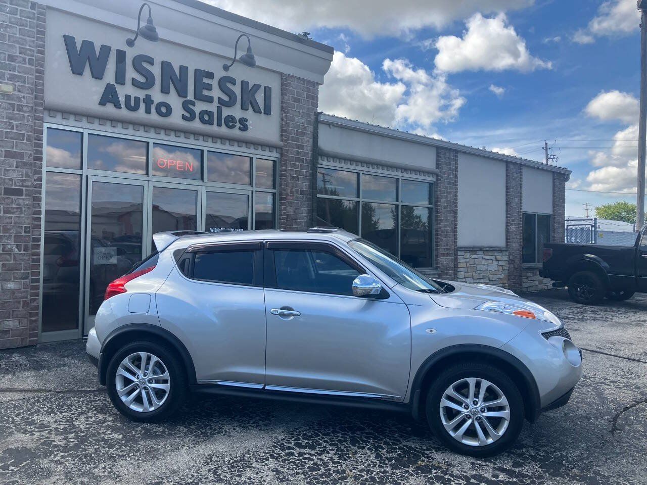 Used 2011 Nissan Juke SV AWD/4WD image 2