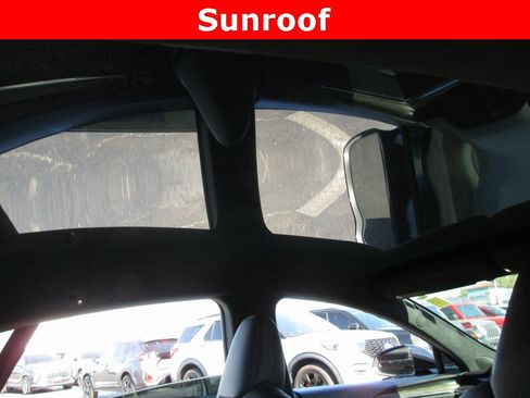 Used 2021 Tesla Model S Plaid image 13