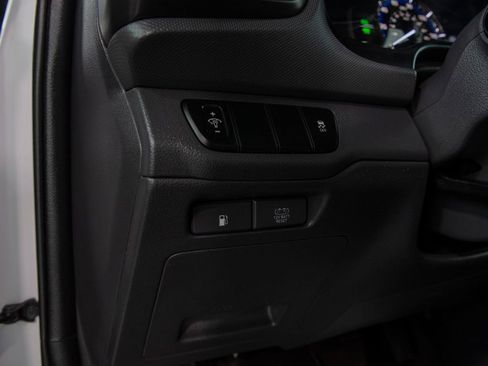 Used 2018 Hyundai Ioniq Blue image 21