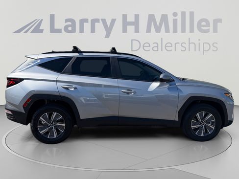 Used 2024 Hyundai Tucson Blue AWD/4WD image 6