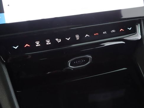 New 2026 Jeep Grand Cherokee Laredo AWD/4WD image 14