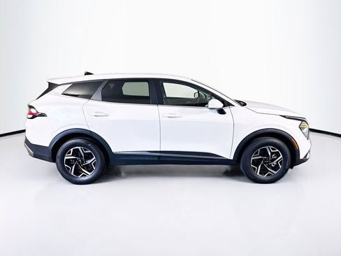 Certified 2025 Kia Sportage LX AWD/4WD image 4