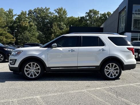 Used 2017 Ford Explorer Limited FWD image 24