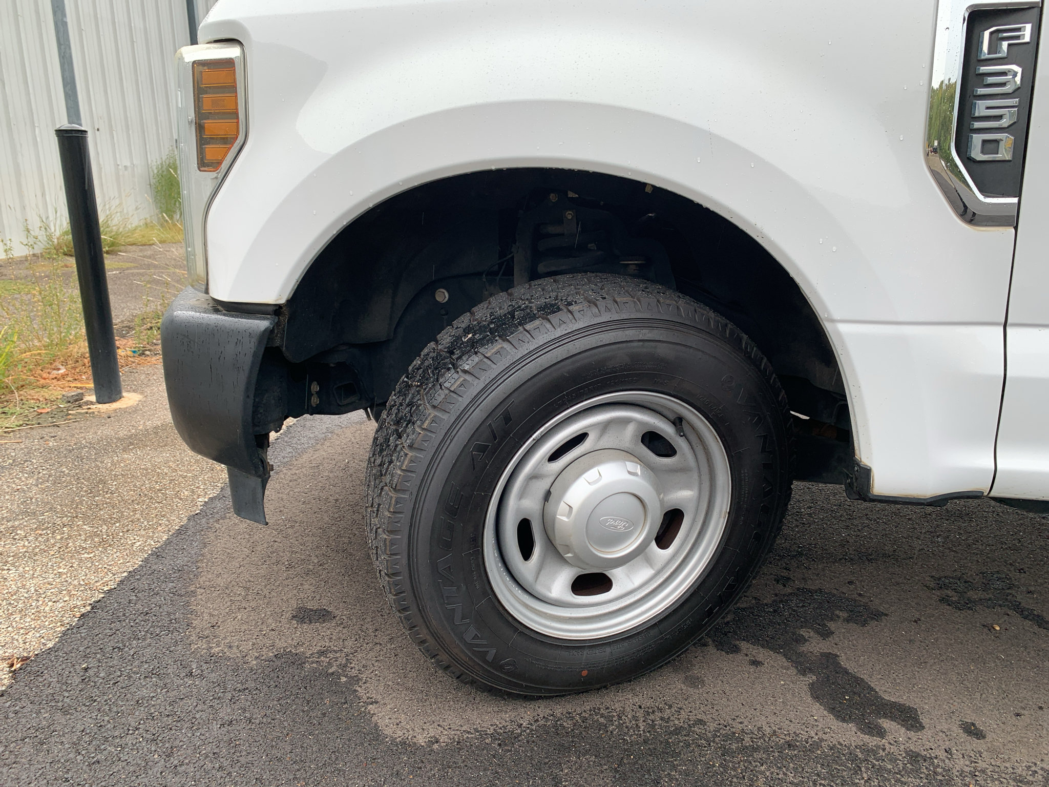 Used 2019 Ford F350 XL w/ Power Equipment Group RWD image 9