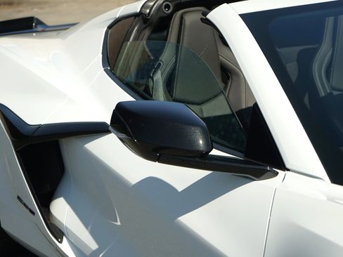 Used 2025 Chevrolet Corvette Z06 image 8