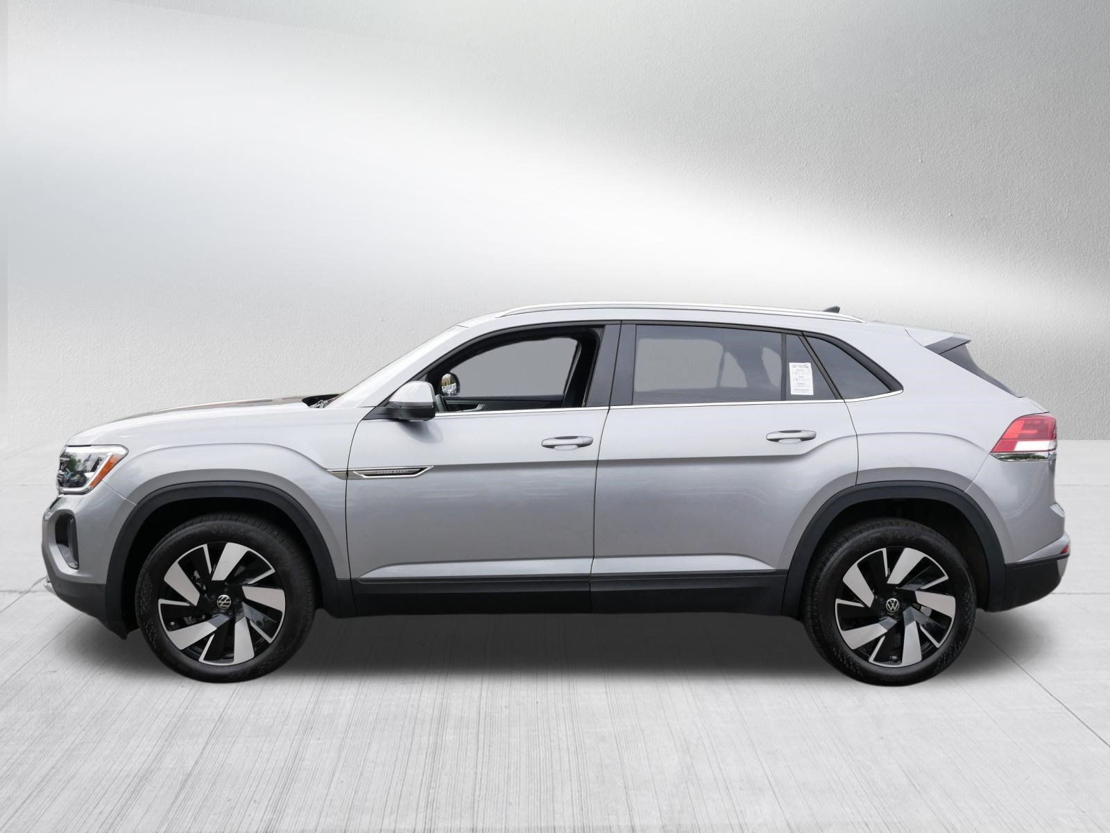 Certified 2026 Volkswagen Atlas Cross Sport SE AWD/4WD image 4