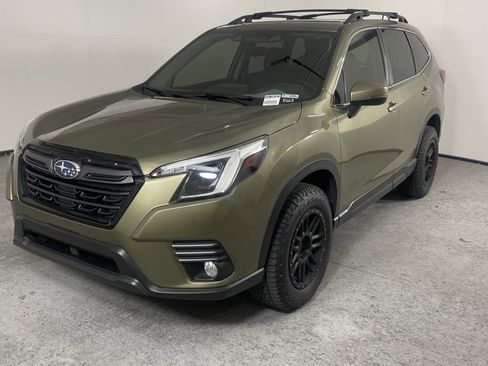 Used 2022 Subaru Forester Limited image 7