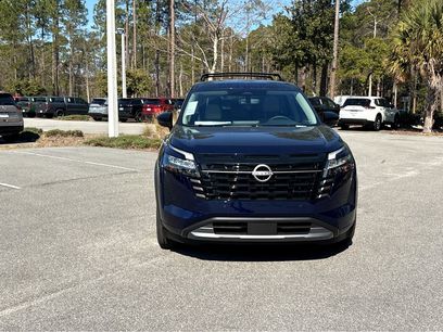 New 2026 Nissan Pathfinder SL