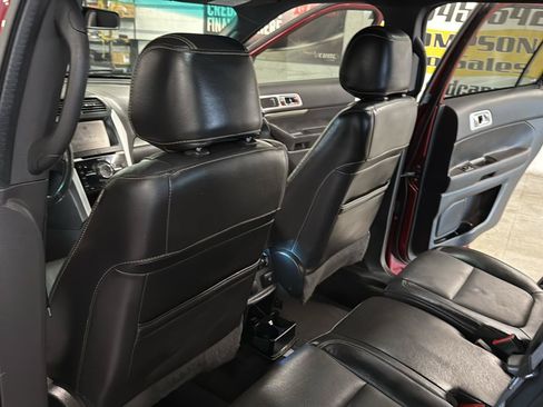 Used 2015 Ford Explorer Sport w/ Equipment Group 401A AWD/4WD image 31