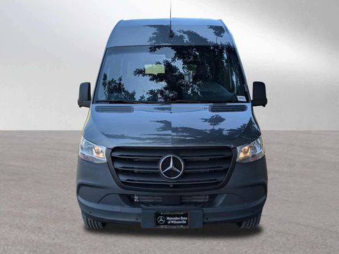 New 2025 Mercedes-Benz Sprinter 2500 image 8