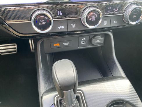 Certified 2024 Honda Civic Sport image 22