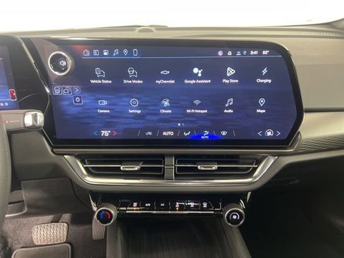 New 2026 Chevrolet Equinox EV LT image 20